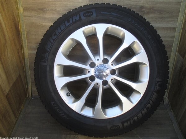 17" Mercedes Alufelgen + Winterreifen Mercedes GLA (X156)