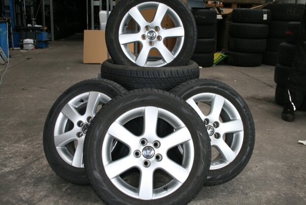 15" VW Alufelgen + Sommerreifen Polo VI (AW)