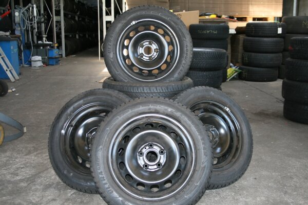 16" AUDI Stahlfelgen + Winterreifen A3 (8V)