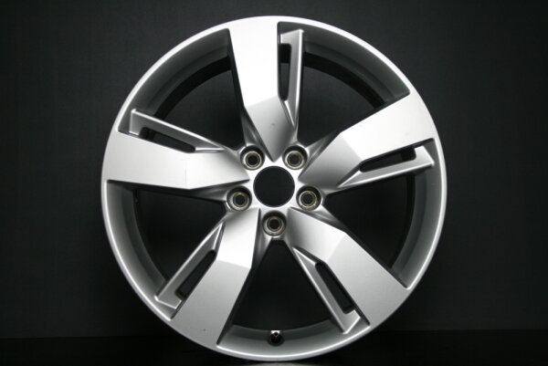 19 Zoll Audi Q5 (FY) Alufelge 8x19/ET39, 5/112, 80A601025D / Ronal 3706