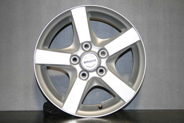 15 Zoll Enzo Alufelgen 6,5x15/ET48 / 5x114,3 / KBA 45715