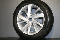 16" VW Alufelgen + Winterreifen Golf 8 - 6,5x16/ET46 - 205/55 R16 91H - 5H0071496