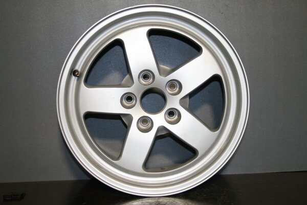 16 Zoll Audi Audi A4 (8W) Alufelgen 7x16/ET35, 5/112, 8W0601025