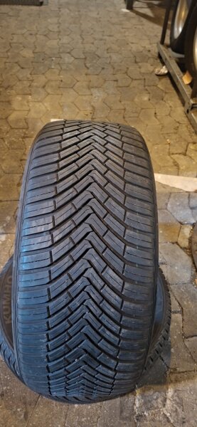 235/45 R18 98Y Continental Allseason Contact Winterreifen