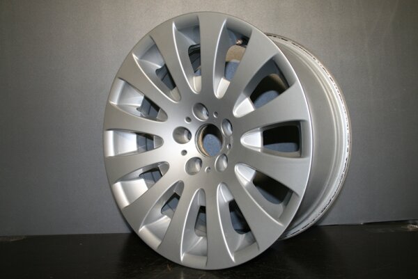 18 Zoll BMW 6er (E63) Alufelgen 8x18/ET14, 5/120, 6758777 / Radialspeiche 118 / Styling 118