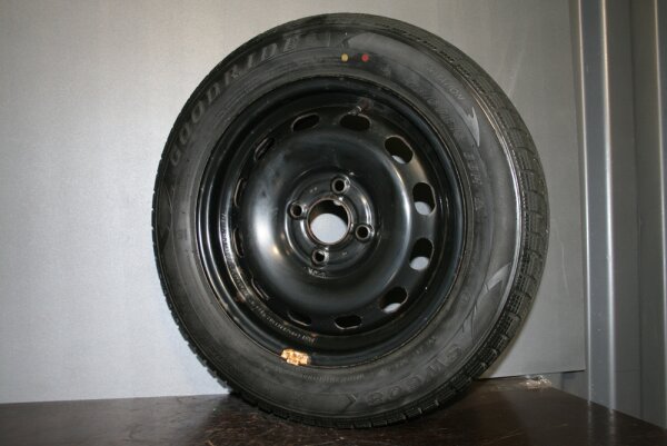 15 Zoll Winterkomplettradsatz für Ford Fiesta VII, 6x15/ET45 - 195/60 R15 88H